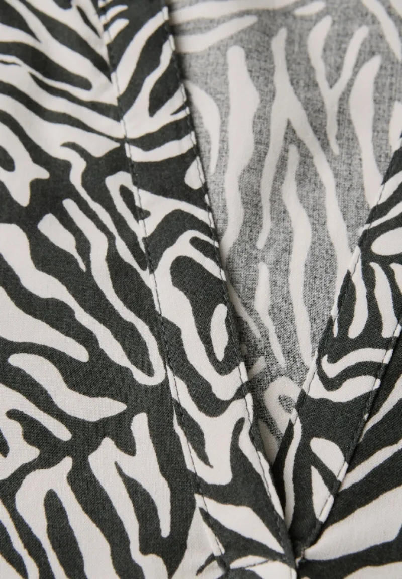 Street One Blusen*Bluse mit Minimal Print pine grove green