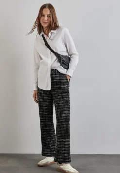 Street One Hosen*Karierte Bouclé Hose Black