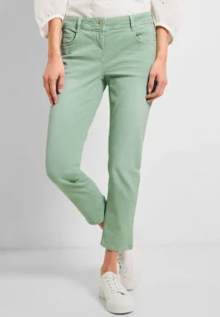 Cecil Shorts*Loose Fit Hose in 7/8 fresh salvia green