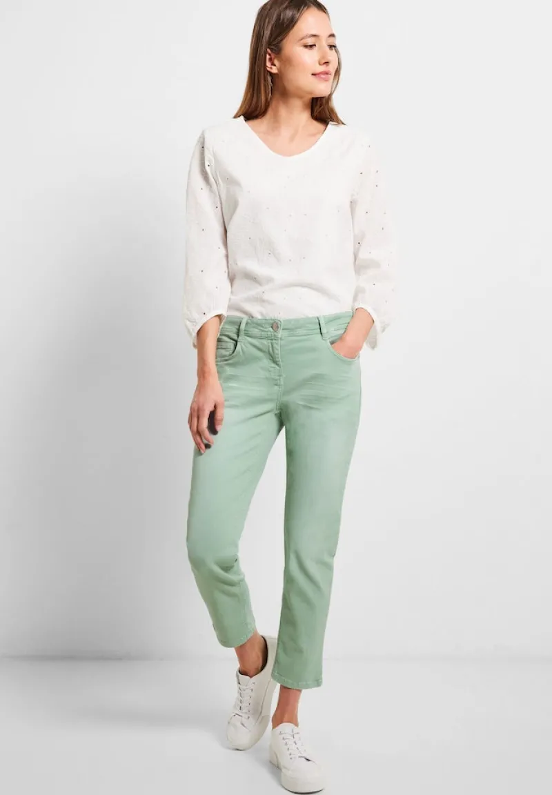 Cecil Shorts*Loose Fit Hose in 7/8 fresh salvia green