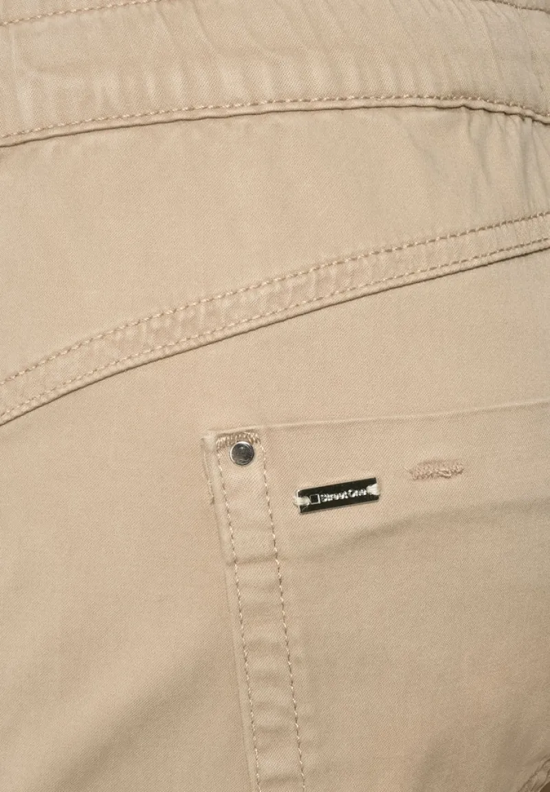 Street One Hosen*Loose Fit Hose in Lyocell light safari sand