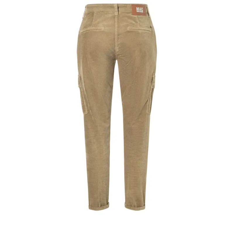 MAC Hosen*JEANS - RICH CARGO, Baby soft corduroy Grün