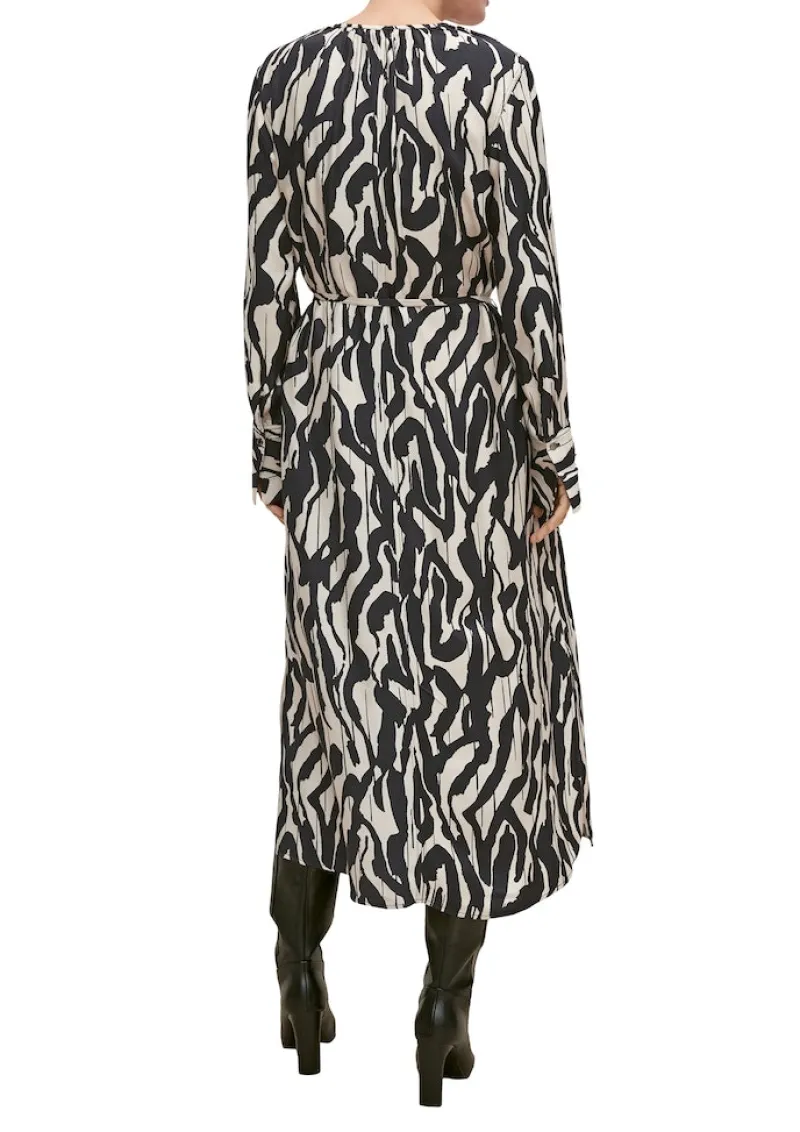 Comma Kleider*Maxikleid mit Allover-Print creme