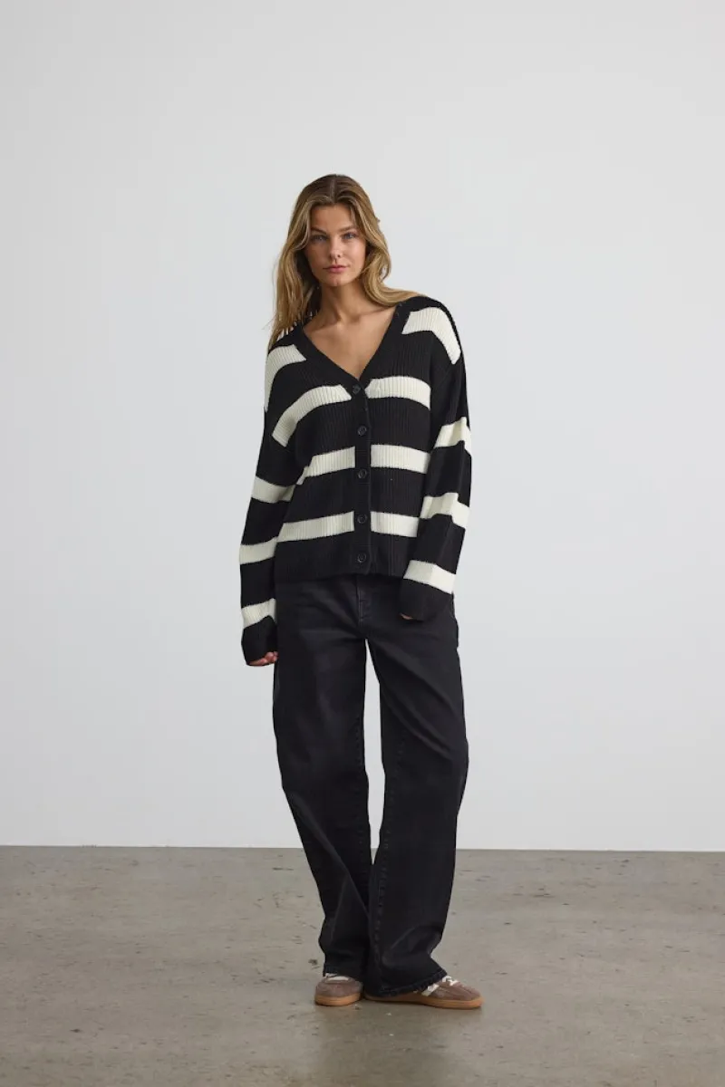 Noisy May Pullover & Sweatshirts*NMMAYSA L/S V-NECK KNIT CARDIGAN NOOS Black