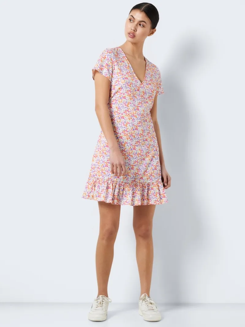 Noisy May Kleider*NMSABINA S/S SHORT DRESS Sugar Swizzle