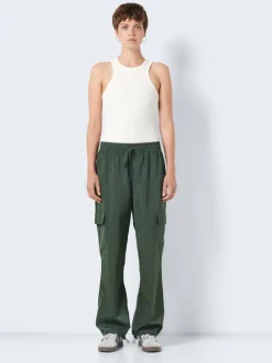 Noisy May Hosen*NMSKY HW CARGO RAINPANTS FWD NOOS kombu green