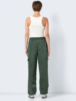 Noisy May Hosen*NMSKY HW CARGO RAINPANTS FWD NOOS kombu green