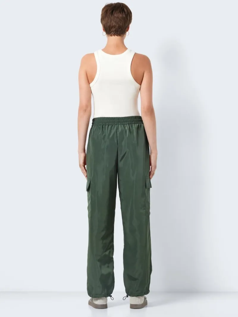 Noisy May Hosen*NMSKY HW CARGO RAINPANTS FWD NOOS kombu green