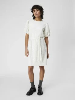 Object Kleider*OBJFEODORA S/S SHORT DRESS NOOS Cloud Dancer