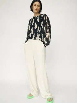 Object Blusen*OBJMILA L/S TOP NOOS black1