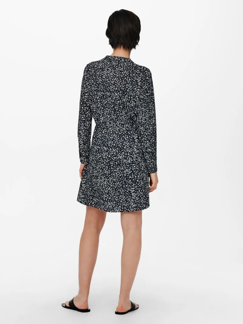 Only Kleider*ONLCORY LIFE L/S V-NECK TUNIC WVN NOOS Black