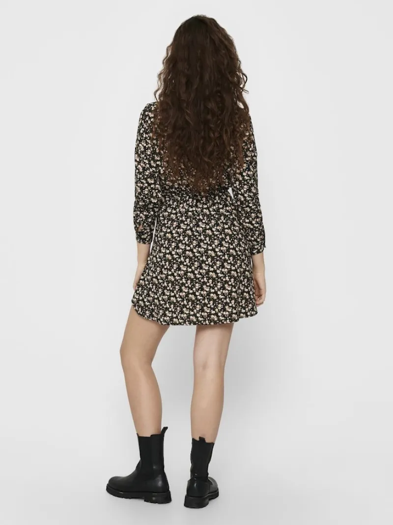 Only Kleider*ONLCORY LIFE L/S V-NECK TUNIC WVN NOOS black1