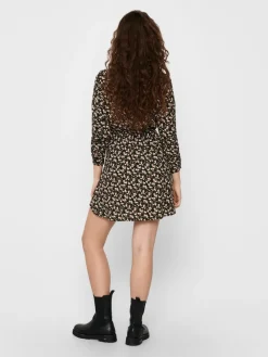 Only Kleider*ONLCORY LIFE L/S V-NECK TUNIC WVN NOOS black1