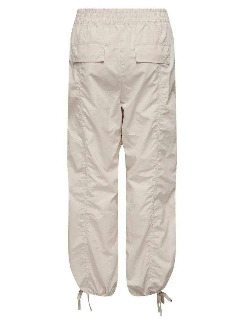 Only Hosen*ONLELCA LIFE MW CARGO PARACH PNT NOOS pumice stone