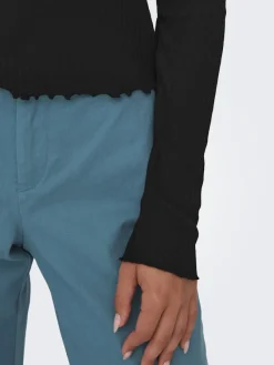 Only Shirts*ONLEMMA L/S O-NECK SHORT TOP NOOS JRS Black