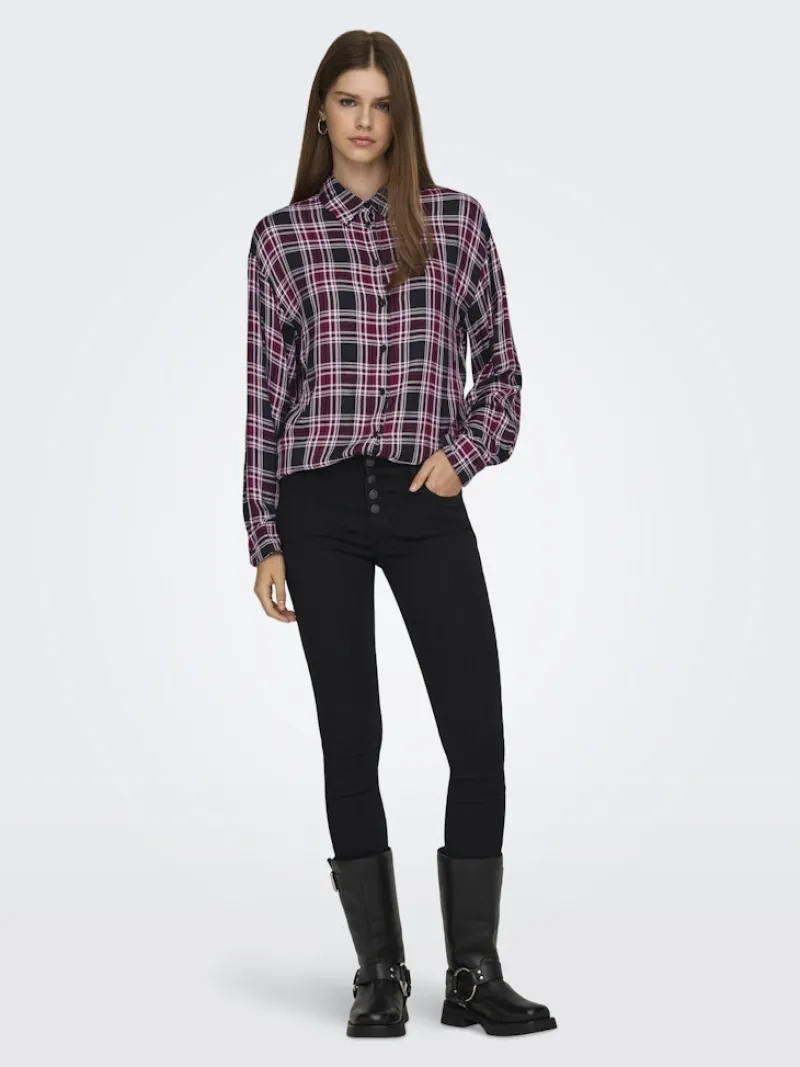 Only Blusen*ONLEVIA CHECK L/S LOOSE SHIRT WVN tawny port