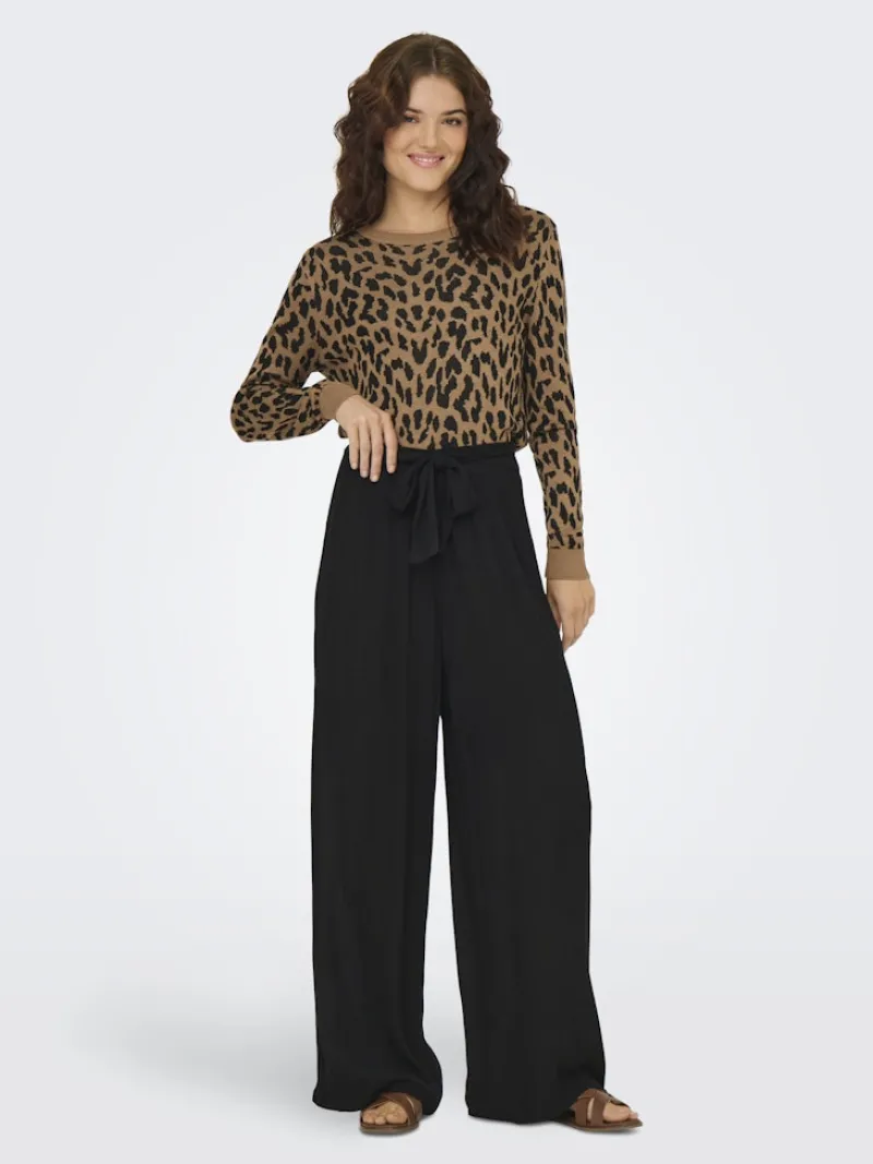 Only Hosen*ONLPAKJA LIFE AOP BELT PANTS WVN NOOS Black