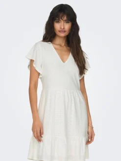 Only Kleider*ONLSANDRA S/S V-NECK DRESS JRS NOOS Cloud Dancer