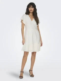 Only Kleider*ONLSANDRA S/S V-NECK DRESS JRS NOOS Cloud Dancer