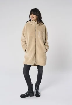 Only Jacken*ONLSASCHA SHERPA JACKET LIFE OTW NOOS cuban sand