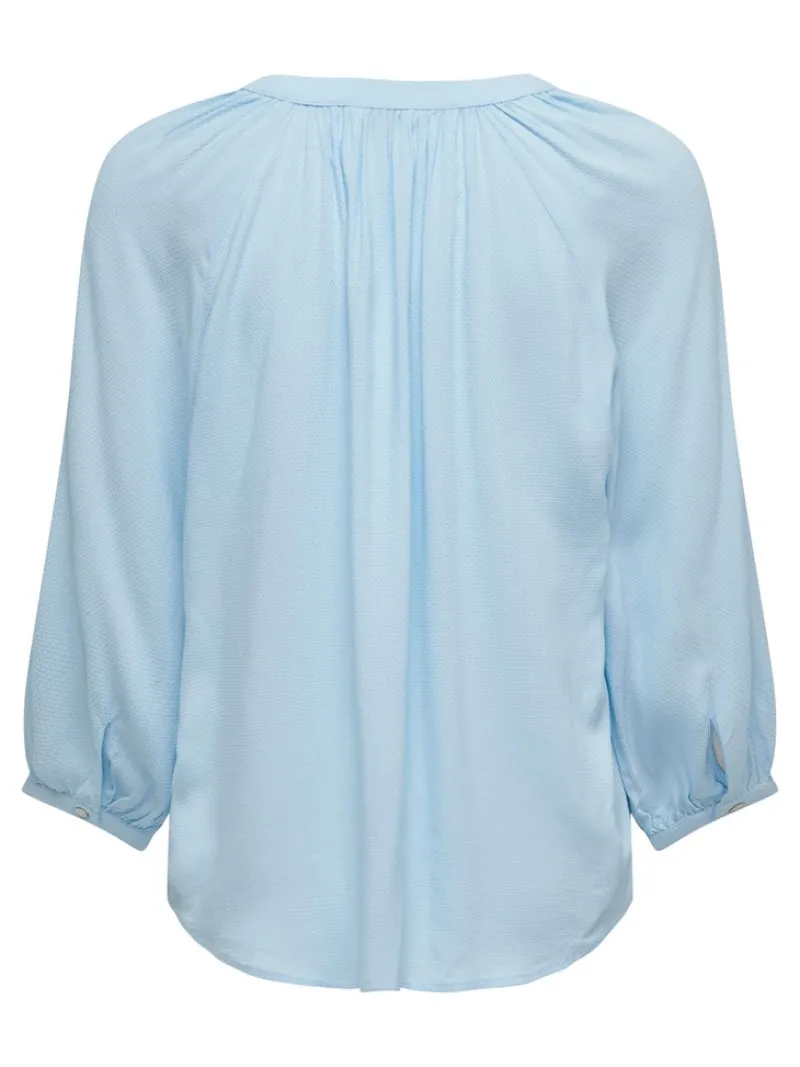 Only Blusen*ONLSKY 3/4 V-NECK TOP WVN CS Clear Sky
