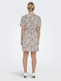 Only Kleider*ONLSTAR LIFE S/S SLOANE DRESS PTM Cloud Dancer