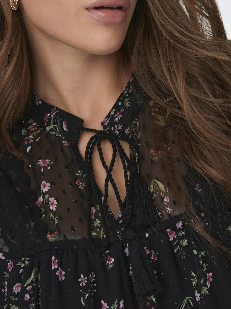 Only Blusen*ONLTESSA ELIZA LS TOP WVN Black