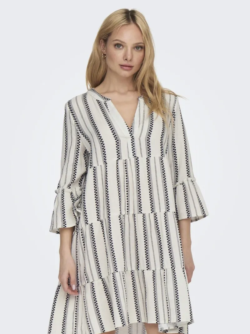 Only Kleider*ONLTHYRA PEPLON DRESS AOP WVN Cloud Dancer