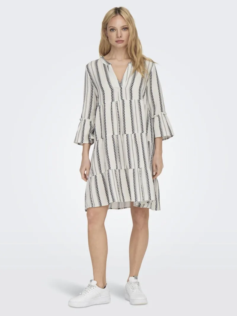 Only Kleider*ONLTHYRA PEPLON DRESS AOP WVN Cloud Dancer