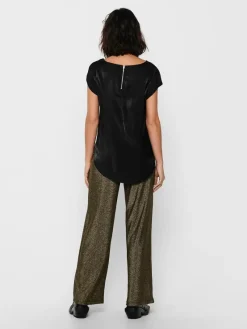 Only Blusen*ONLVIC SS SHIMMER TOP NOOS WVN Black