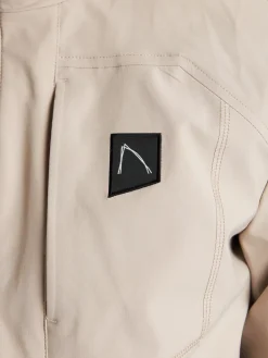 Chasin' Jacken*RETURN MOUNT string