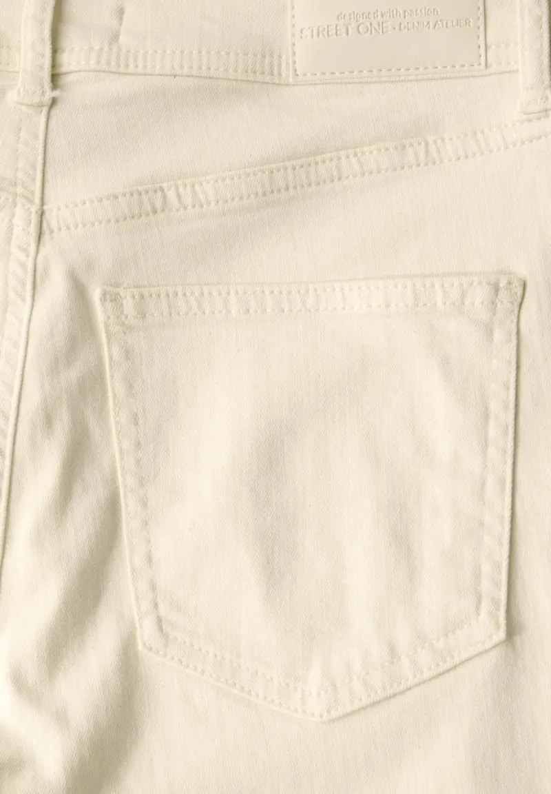 Street One Shorts*Straight Leg Jeans ecru washed
