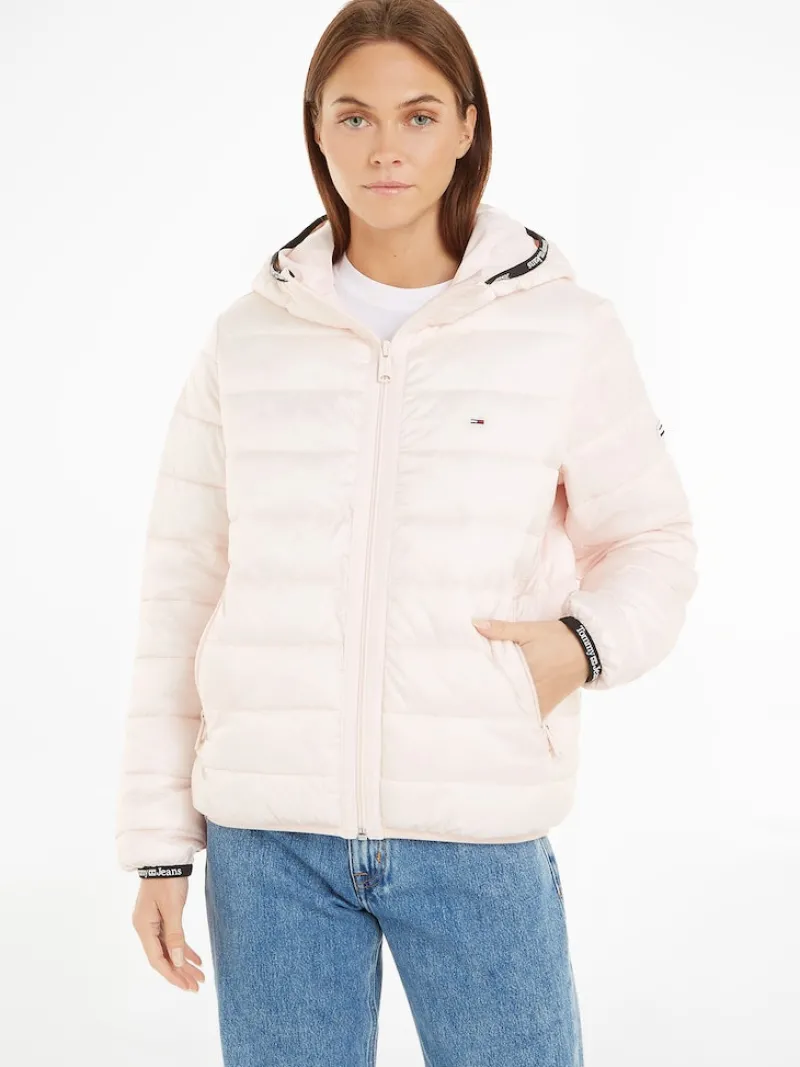 Tommy Jeans Jacken*TJW QUILTED TAPE HOODED JACKET faint pink
