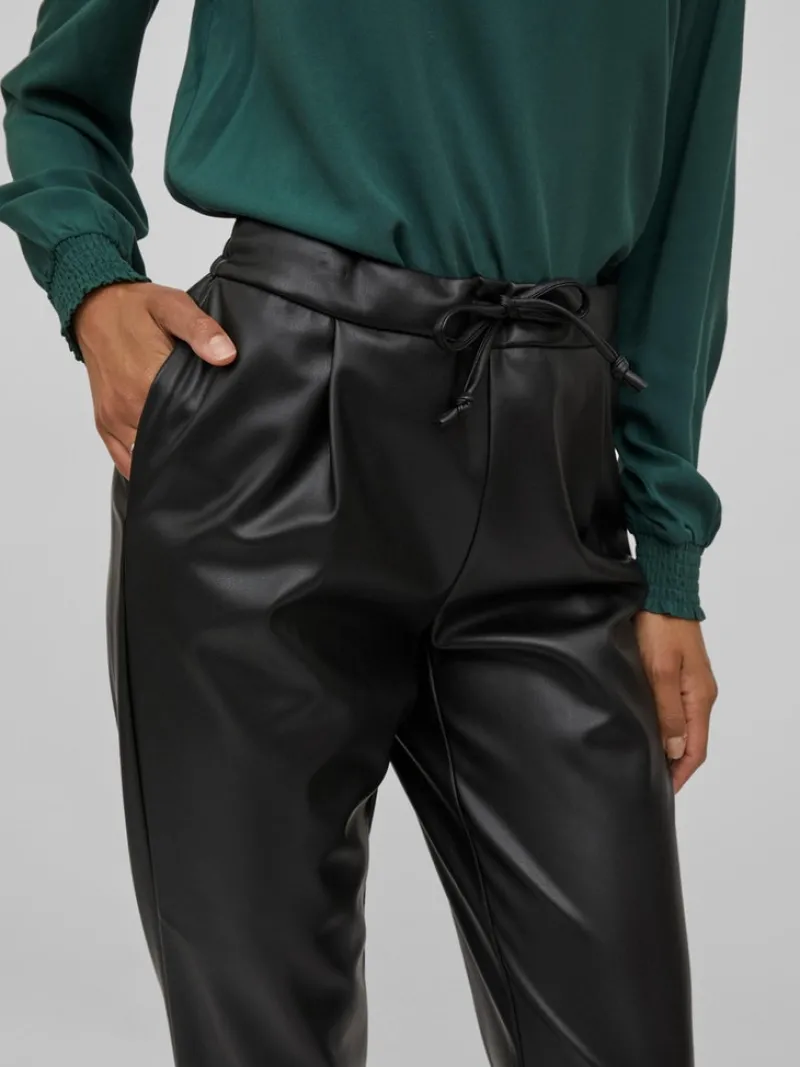 Vila Hosen*VINILLE RW COATED 7/8 PANTS - NOOS Black