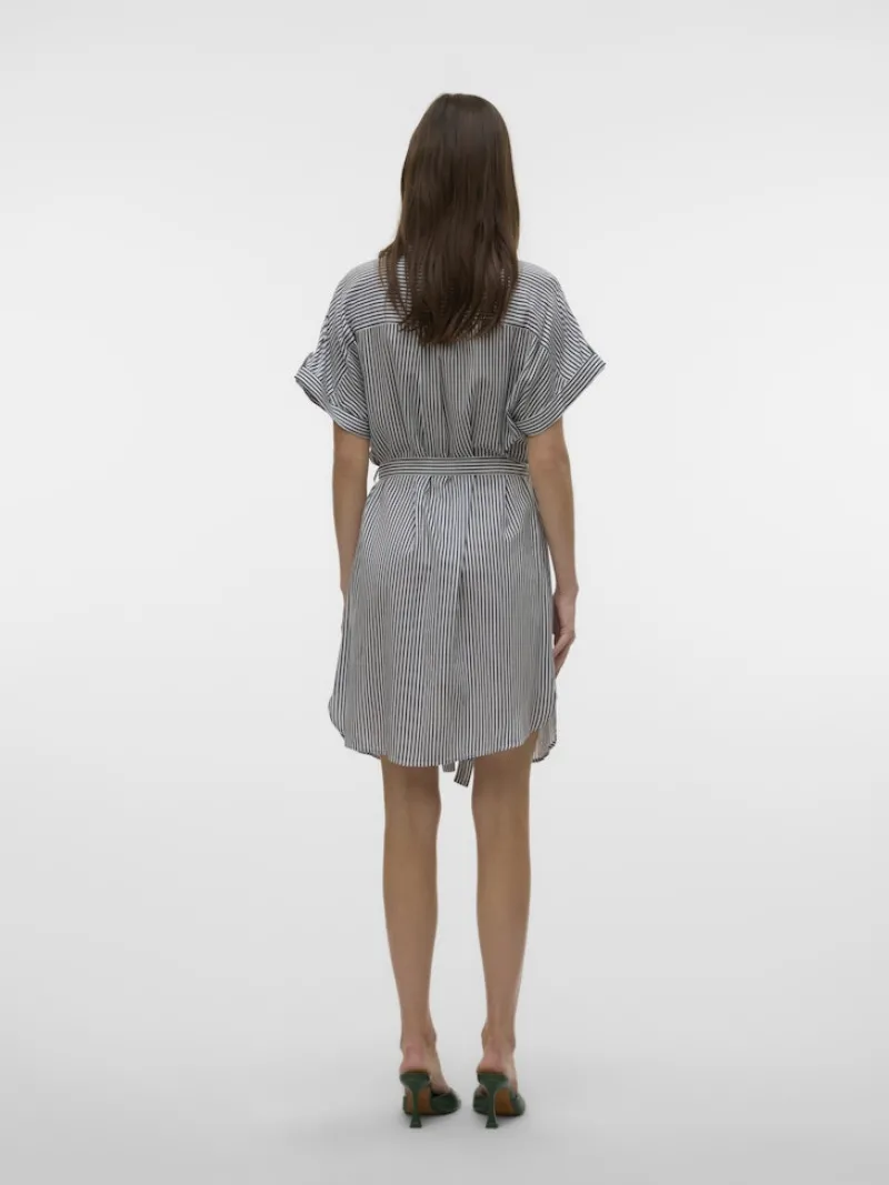 Vero Moda Kleider*VMBUMPY SS SHORT SHIRT DRESS WVN NOOS india ink