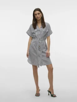 Vero Moda Kleider*VMBUMPY SS SHORT SHIRT DRESS WVN NOOS india ink