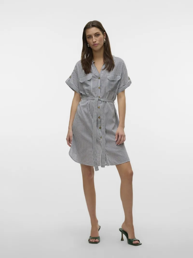 Vero Moda Kleider*VMBUMPY SS SHORT SHIRT DRESS WVN NOOS india ink