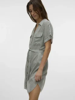 Vero Moda Kleider*VMBUMPY SS SHORT SHIRT DRESS WVN NOOS Laurel Wreath