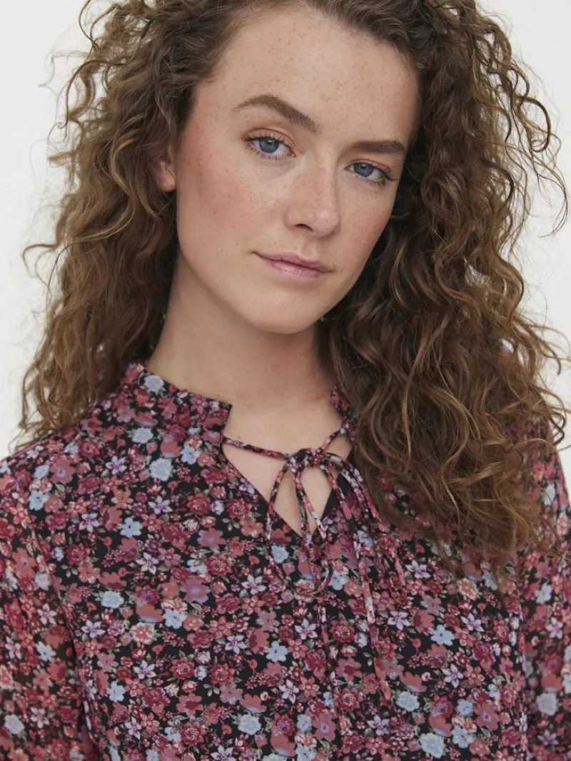 Vero Moda Blusen*VMCAITLYNN L/S TIE TOP EXP GA black1