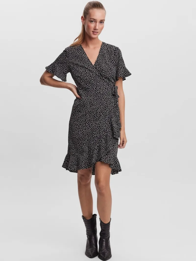 Vero Moda Kleider*VMHENNA 2/4 WRAP FRILL DRESS NOOS Black