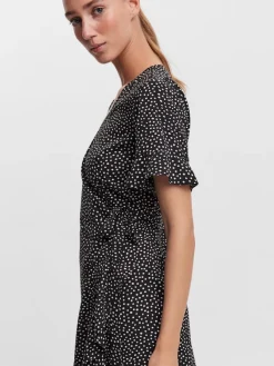 Vero Moda Kleider*VMHENNA 2/4 WRAP FRILL DRESS NOOS Black