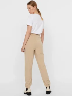 Vero Moda Hosen*VMOCTAVIA HW SWEAT PANT NOOS White Pepper