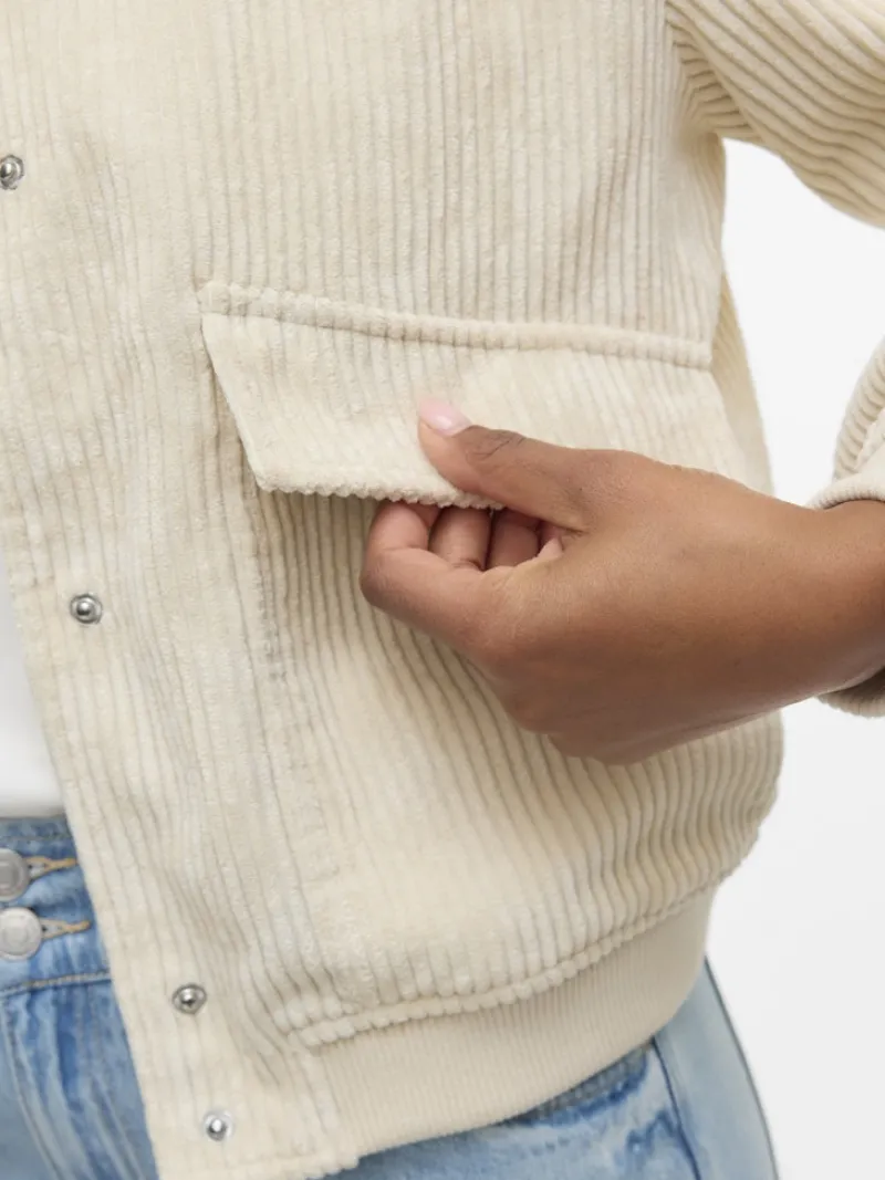 Vero Moda Jacken*VMRAINIE AMALA SHORT JACKET oatmeal