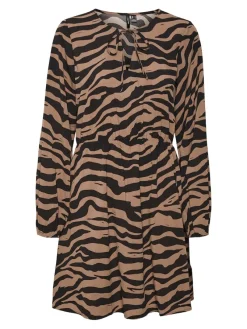Vero Moda Kleider*VMSHILAH NAJA LS SHORT DRESS WVN GA brown lentil