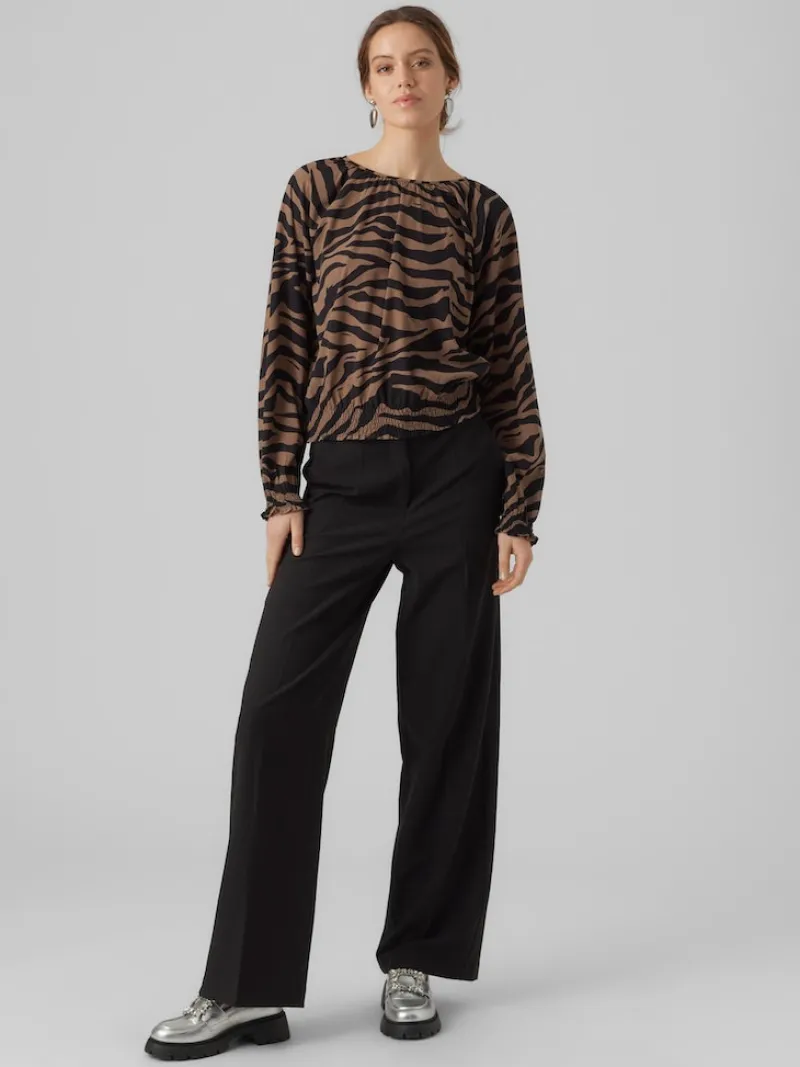 Vero Moda Blusen*VMSHILAH NAJA LS SHORT TOP WVN GA brown lentil